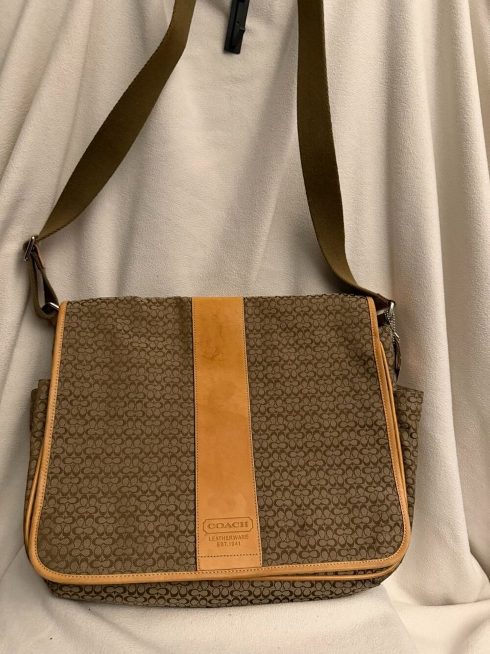 Coach Hudson Signature Jacquard Messenger/Baby Bag